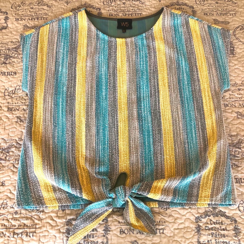 W5 tweed like textured top